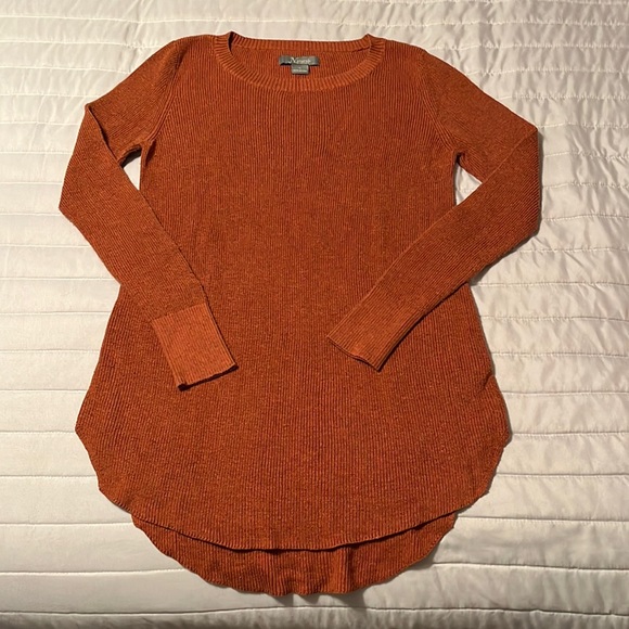 Sweater - Picture 2 of 4